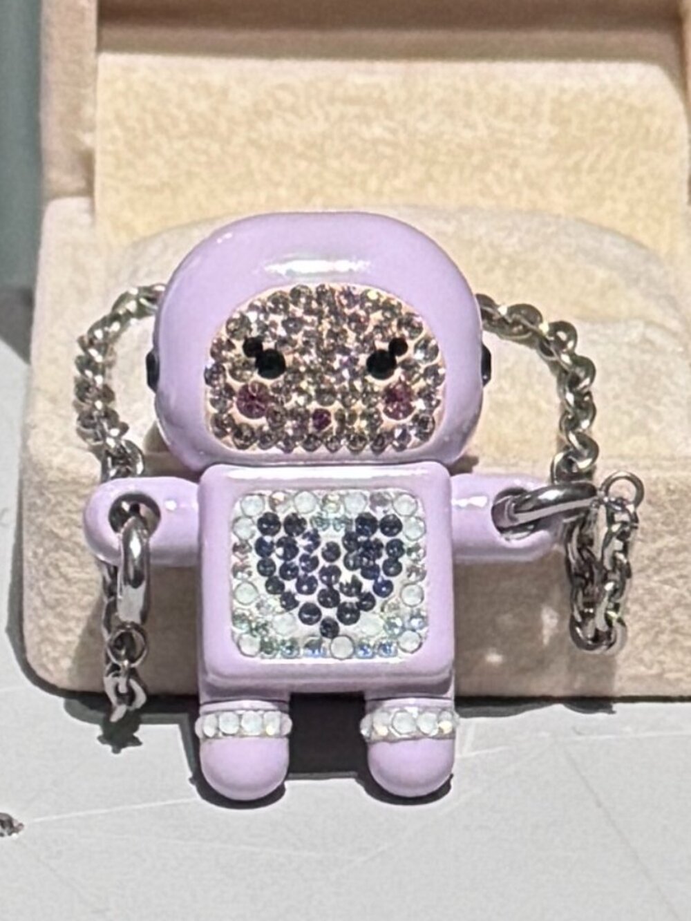 ✨HOST PICK X2✨Swarovski x Philips “Robot Tina” USB — Crystal Tech Icon
